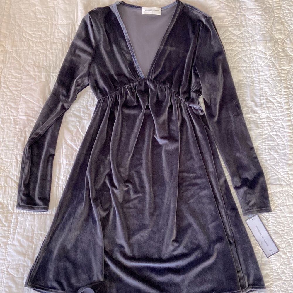 NWT GOODNIGHT MACAROON GREY VELVET DRESS SIZE SMALL